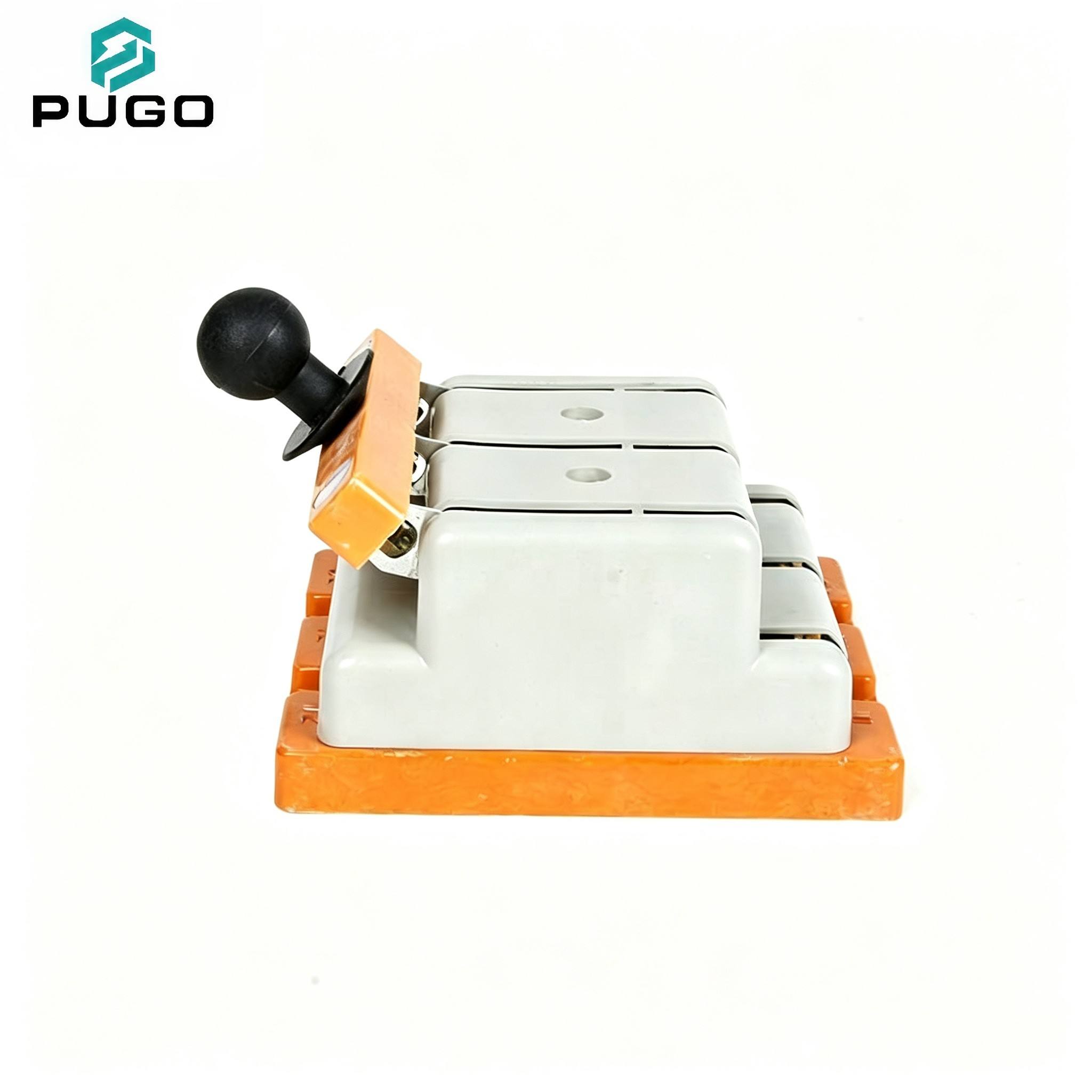 HD11F-100-28 100A 3P Central Lever Knife Switch 380V Low Voltage Disconnector