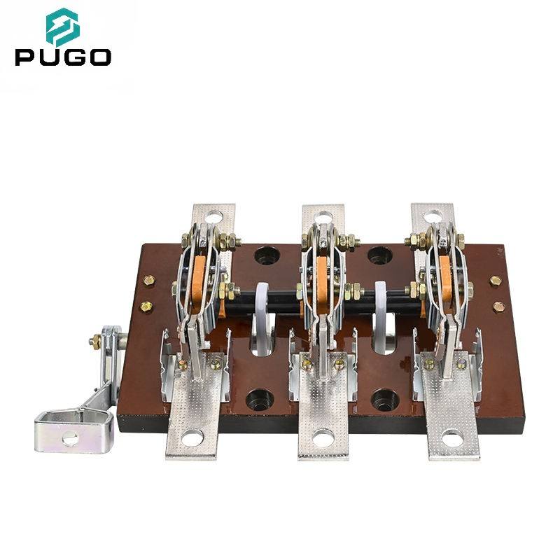 PUGO HD12-1000-31 1000A 3P Open Type Copper Knife Switch Disconnector 400V Side Operation China Zhejiang
